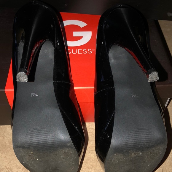 Shoes - Picture 3 of 3